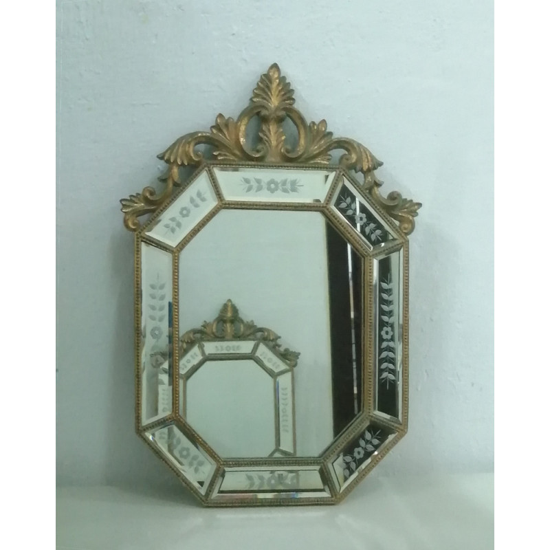 Classic beveled mirror